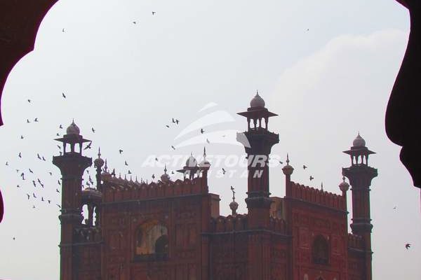 Lahore-badshahi-masjid-tour