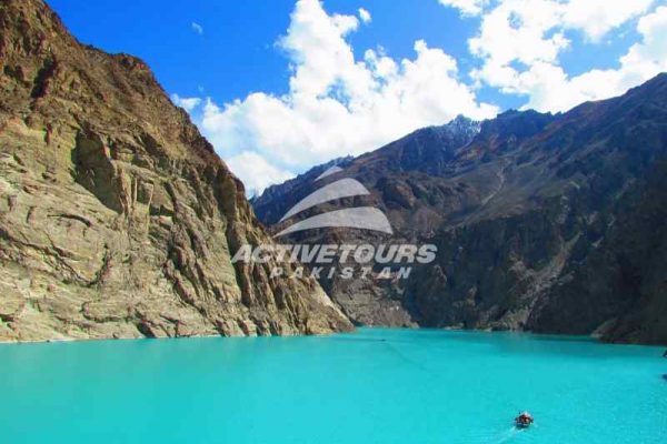 Hunza-Valley-Tour-Magnificent-Karakorum-Highway-Tour-11