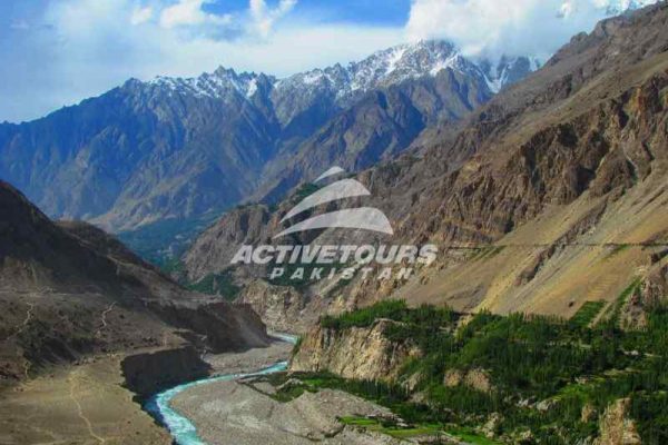 Hunza-Valley-Tour-Magnificent-Karakorum-Highway-Tour-6
