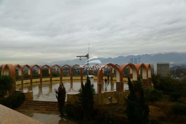Pakistan_monument_and_View_of_Islamabad